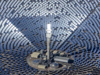 La planta solar que producirá tanta electricidad como una central nuclear en proyecto