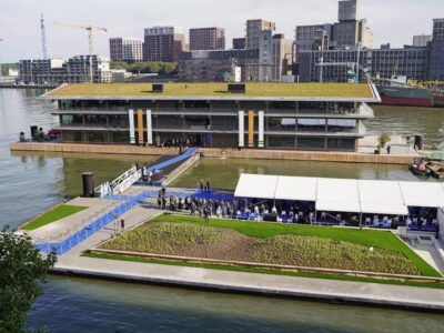 “La mayor oficina flotante” del mundo diseñada para resistir al cambio climático