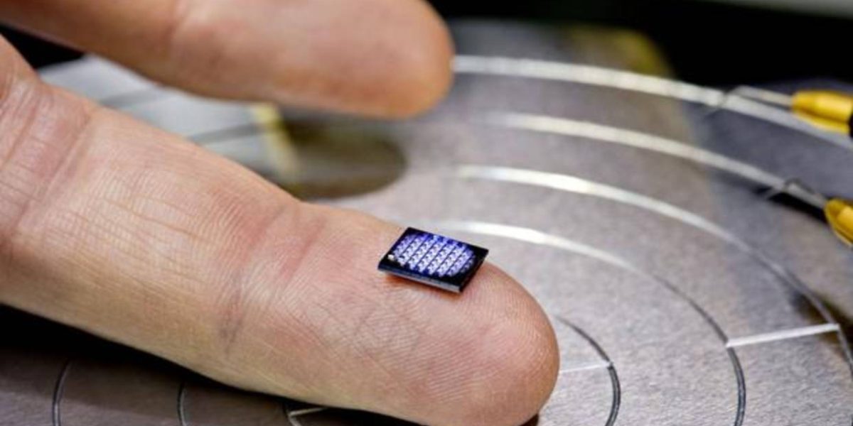IBM crea el computador más pequeño del mundo: mide menos que un grano de sal