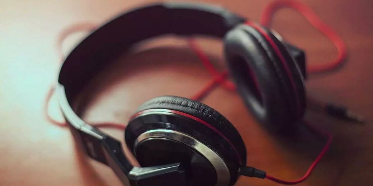 Acaba con los problemas de eco de tus auriculares con estos trucos