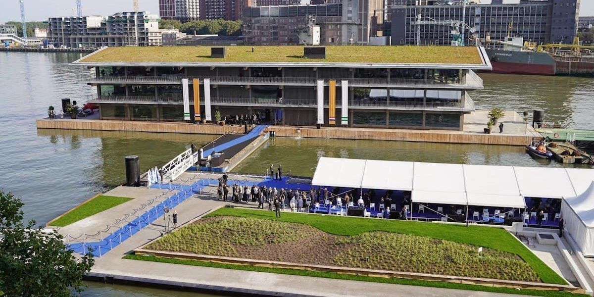 “La mayor oficina flotante” del mundo diseñada para resistir al cambio climático
